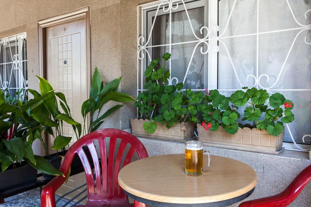 Lotus Family Hotel - Free Parking Sunny Beach Exterior foto